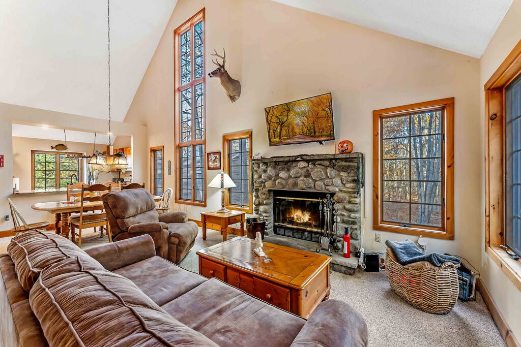 Jack Frost Townhome Escape Ski In & Out W/ Hot Tub