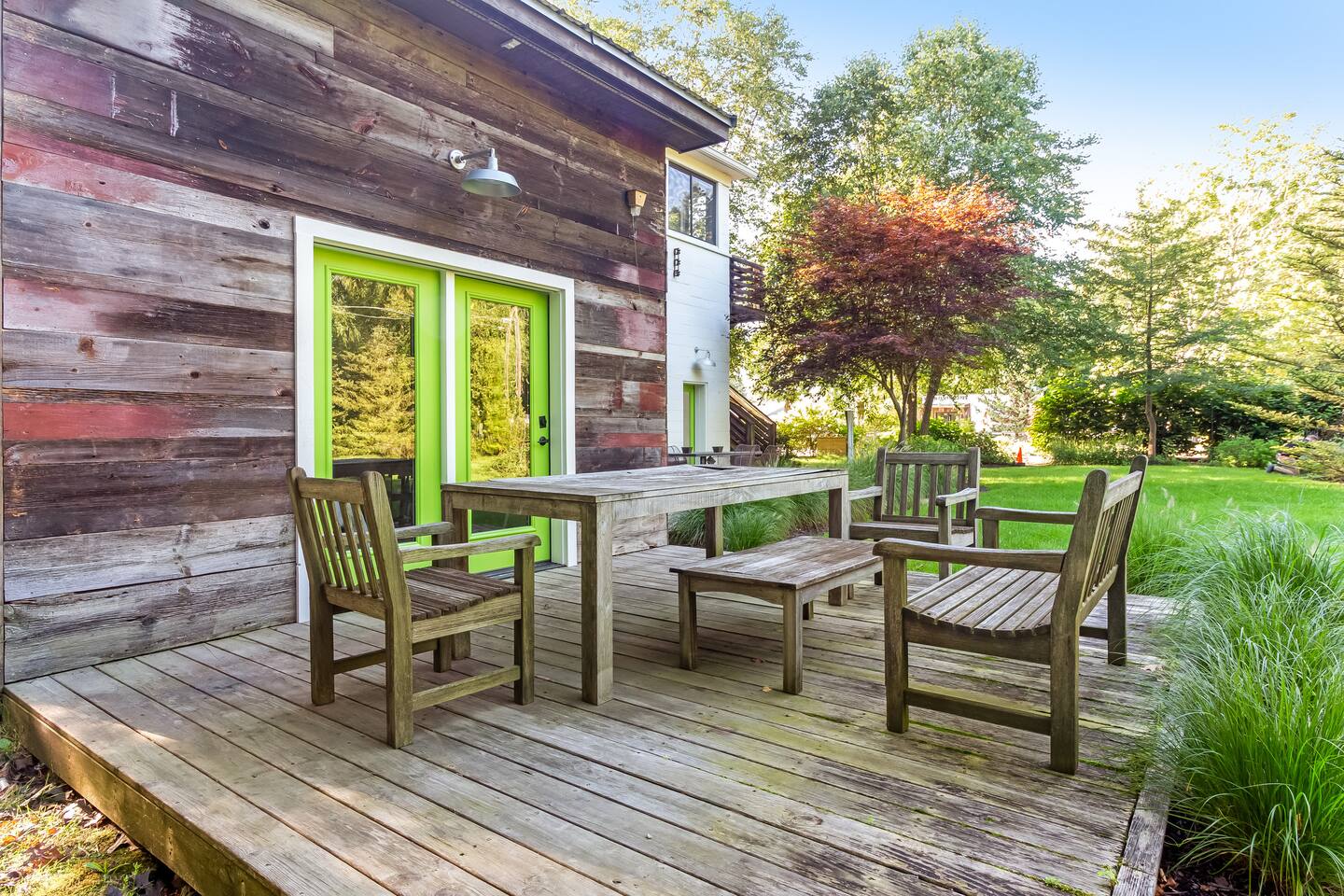 New Listing! Roan & Black Estate