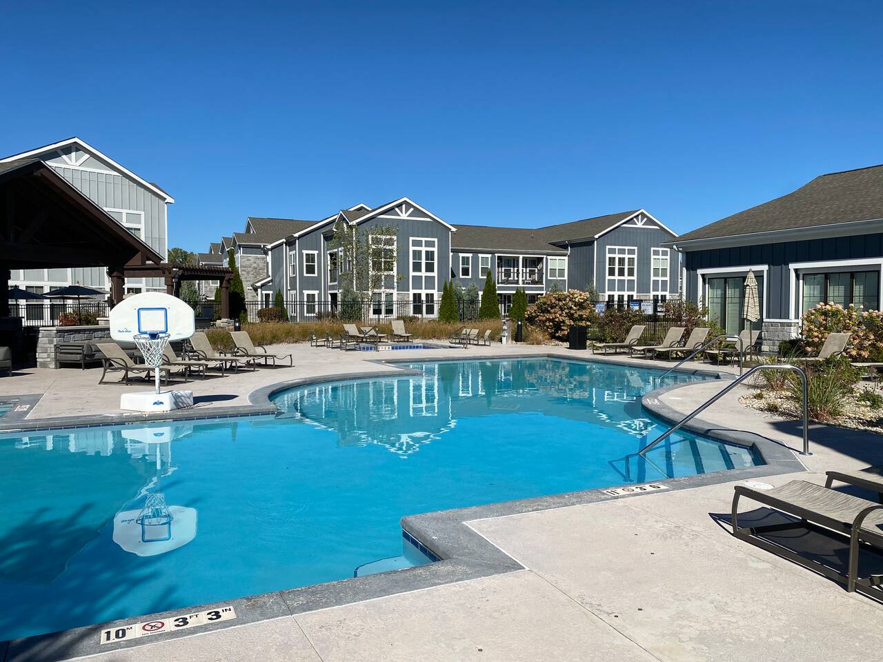 Resort Villa with Pool and Hot Tub