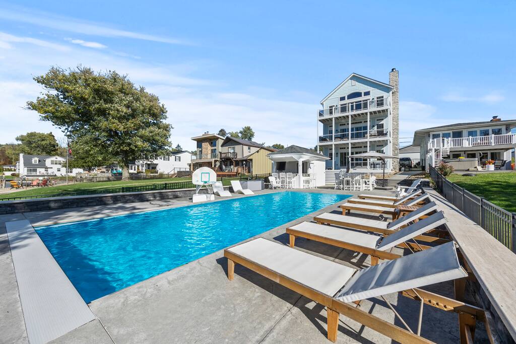 Buckeye Lake Big House