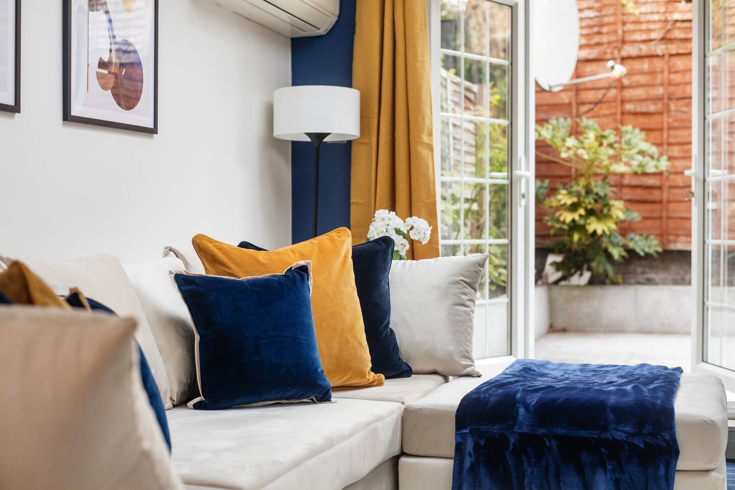 Central London Stay - Stylish & Convenient