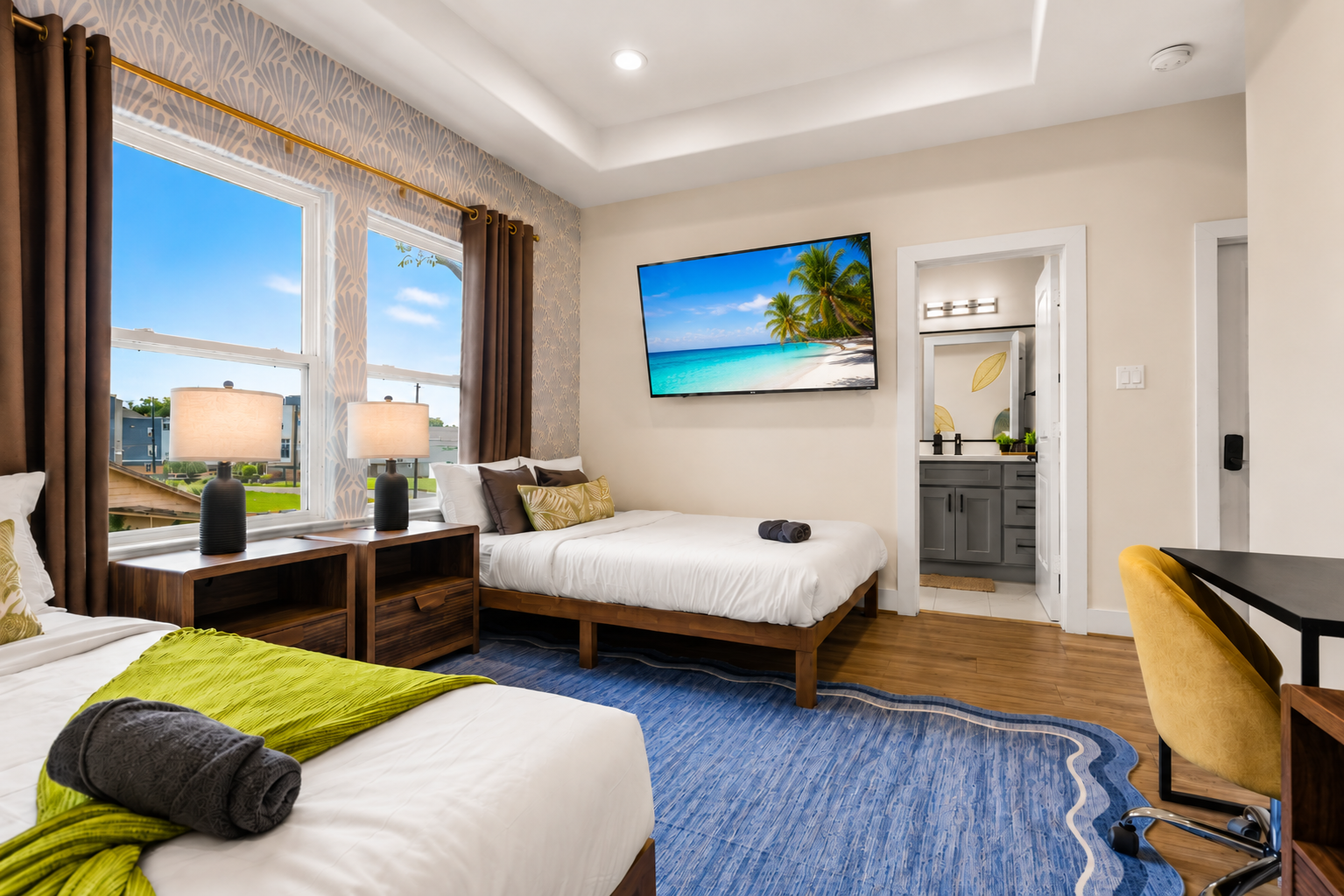 Private Indigo Room | 2 Queens, Ensuite & Hot Tub