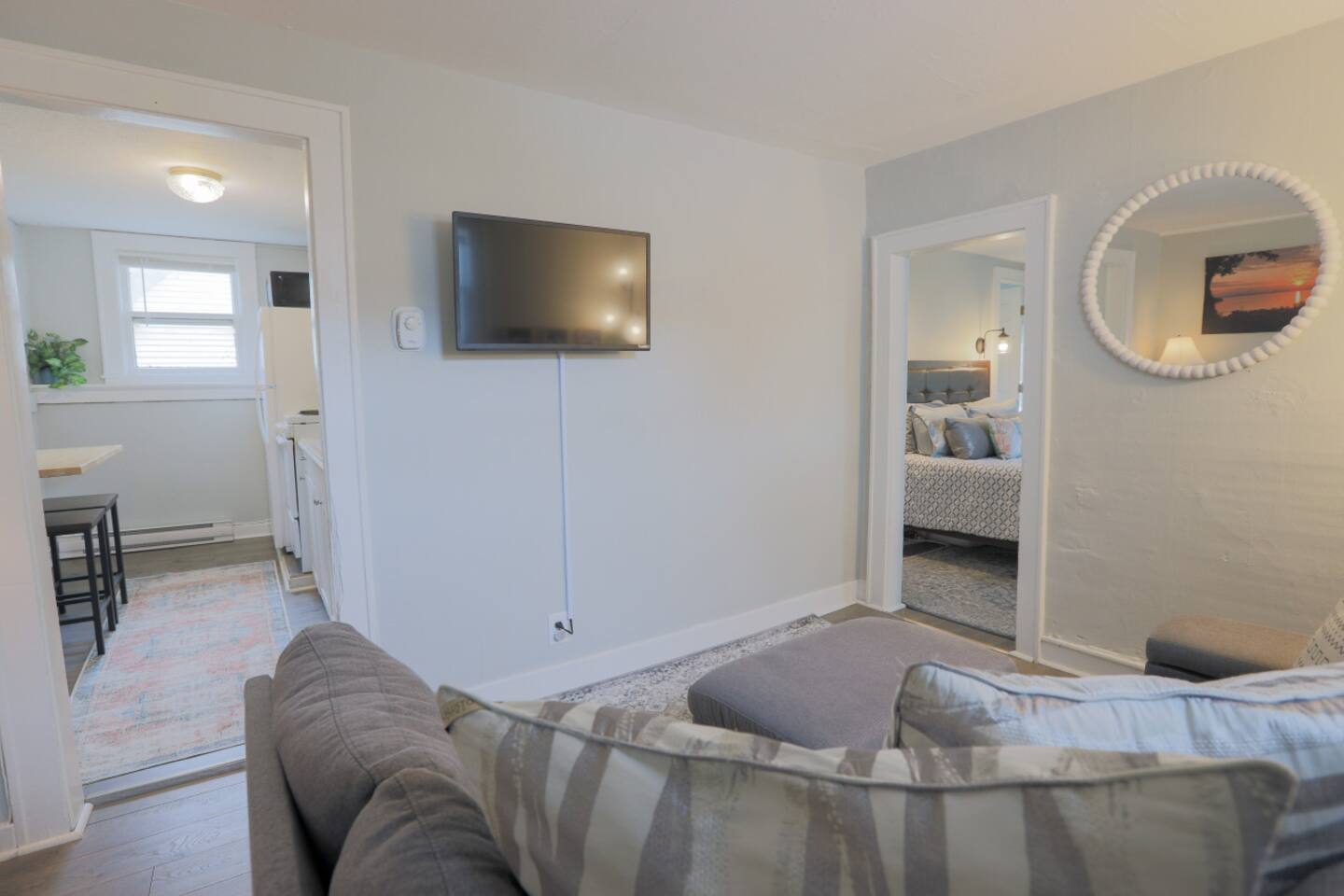 Stylish 1-Bed with Office •  Minutes To Church St