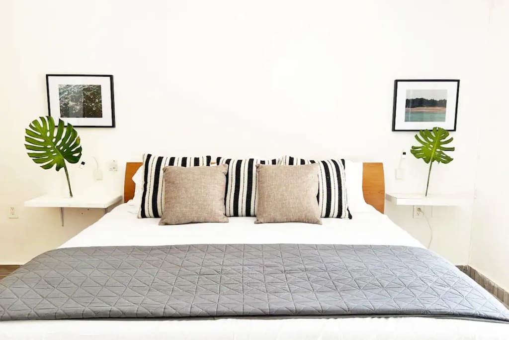 2 Story Villa, Private Beach Access, HZ