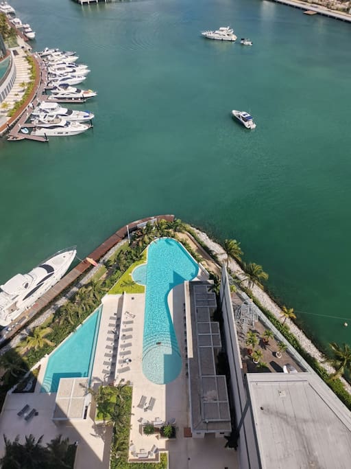 TOP/Premium Condo/Sea & Marina View/2 Balcony/9pax