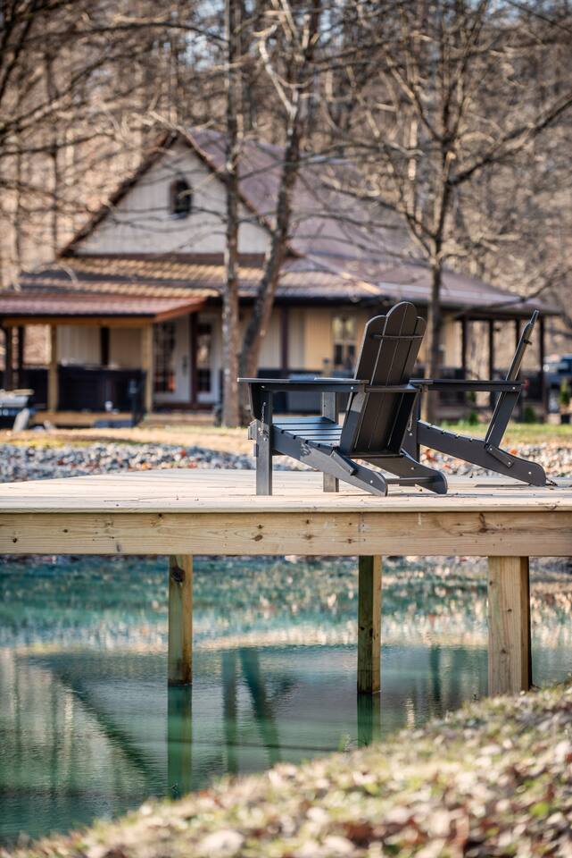 Private + HotTub + Fireplace + Pond + Hiking