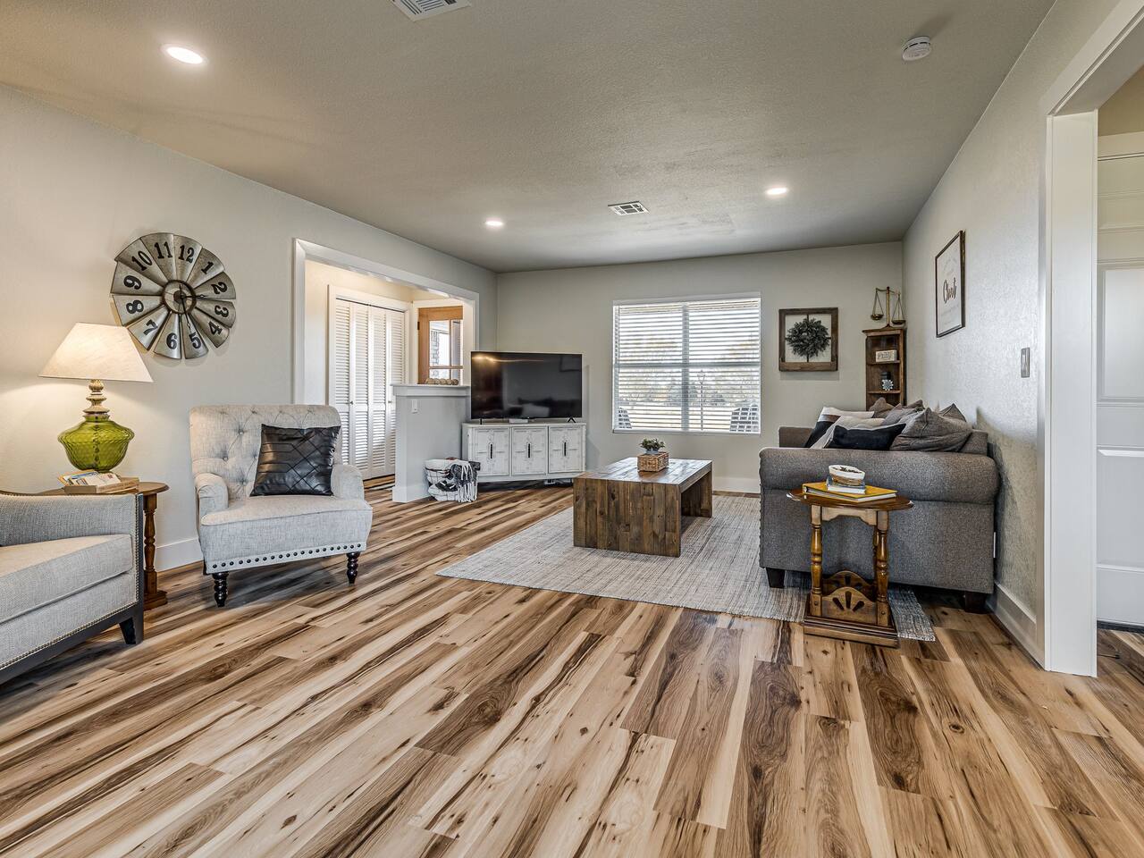 Fabulous 3-bed 2-Bath in Owasso on 3 acres!