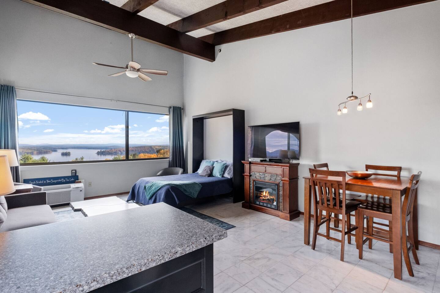 Lake View Loft - Lake winnipesaukee