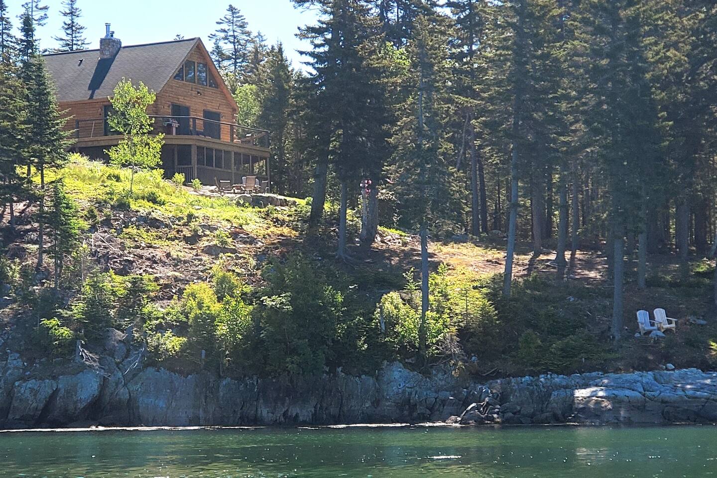 Sunset Cabin by the Sea: Log cabin stunning views