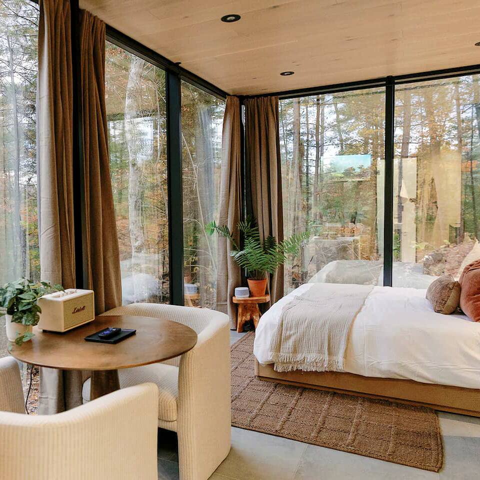 Heartleaf | Modern Lux Mirror Home | HotTub