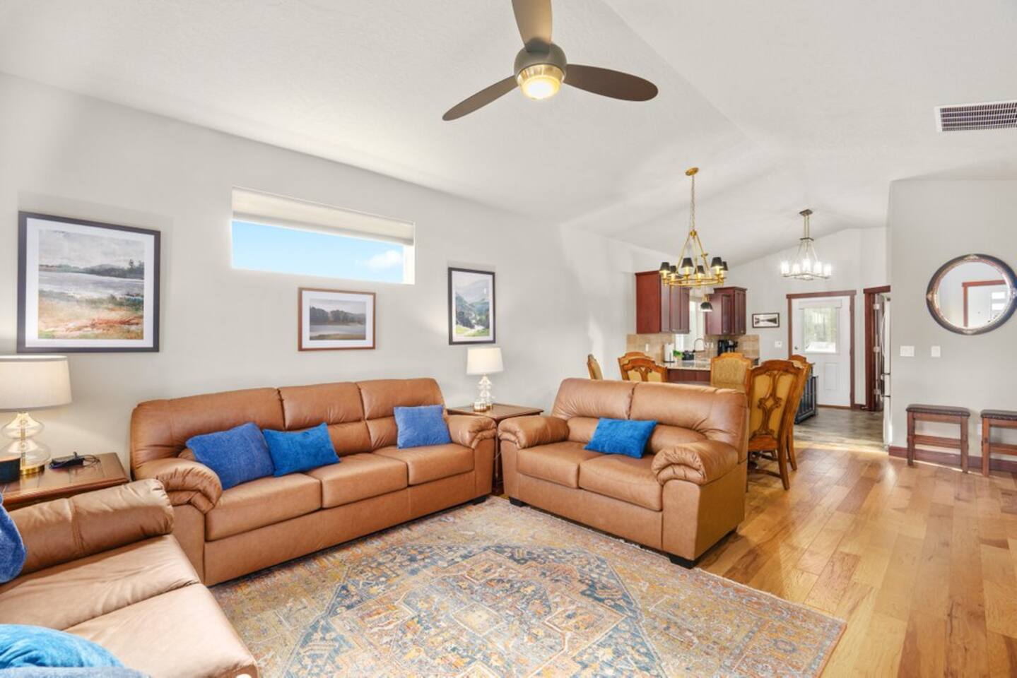 Gated Retreat, Sleeps 8, Professional Kitchen, Fireplace, DreamCloud Mattresses