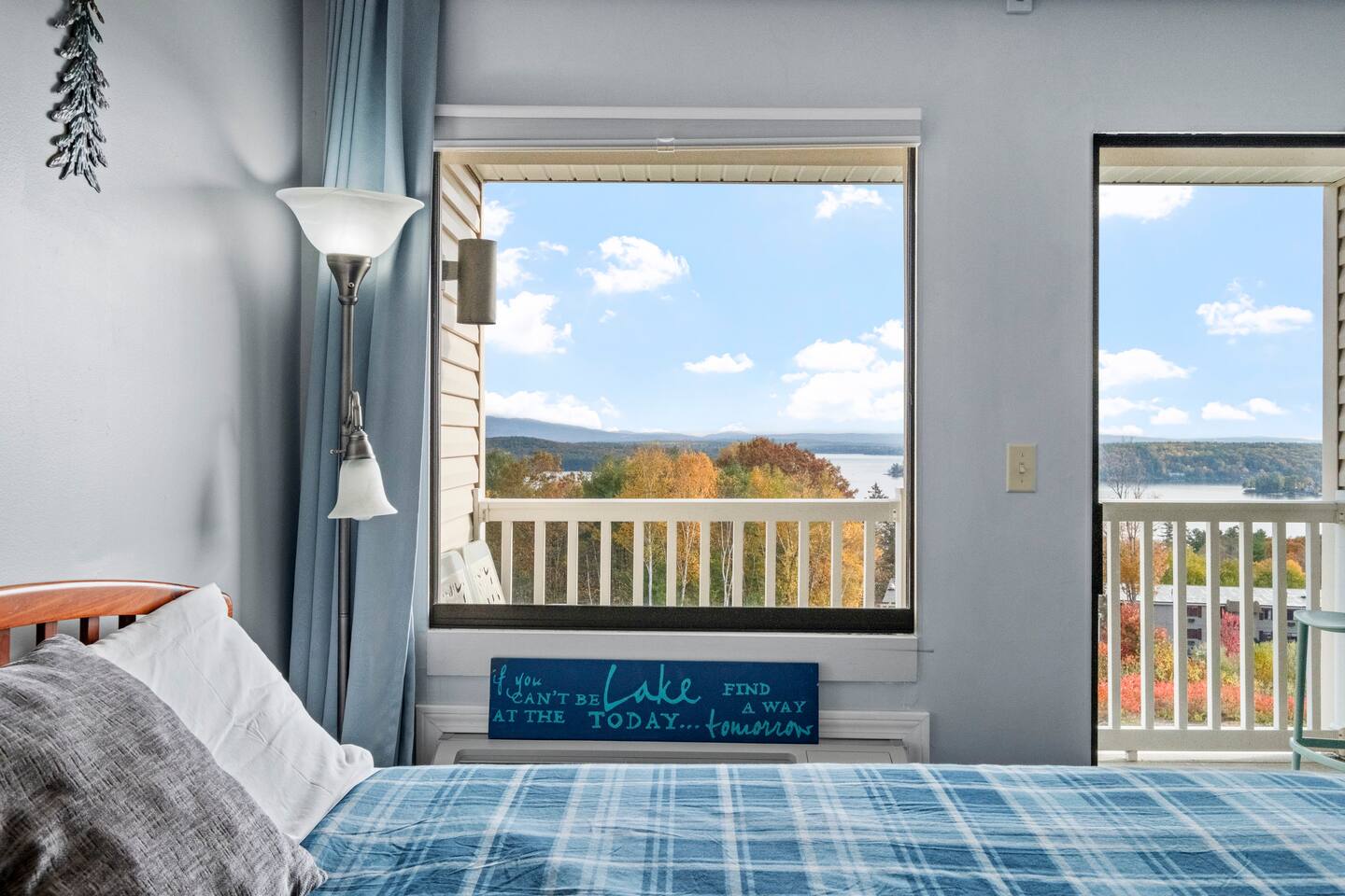 Retro Pine Getaway - Lake Winnipesaukee