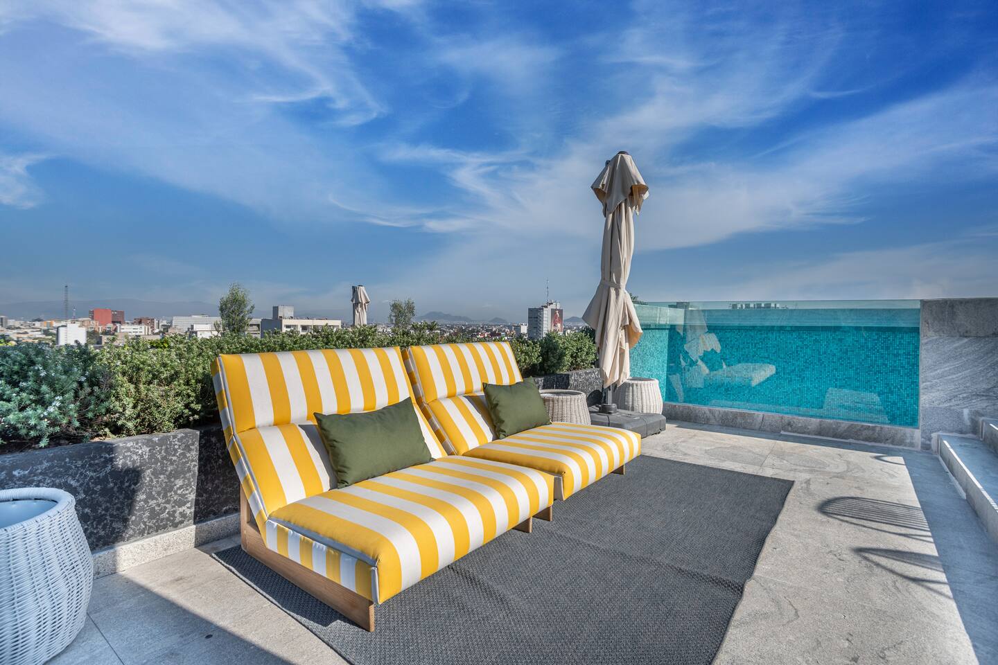 Premium Roma: A/C, City Views, Balcony, Gym & Roof - foto 3