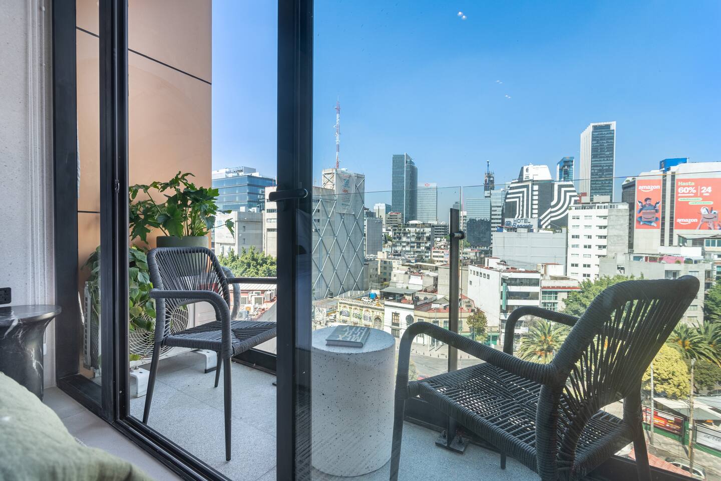 Premium Roma: A/C, City Views, Balcony, Gym & Roof - foto 4