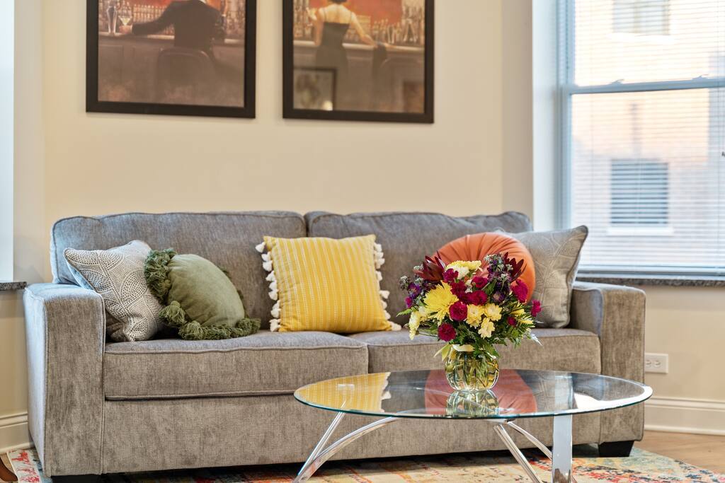 NEW Midterm Rental - Discount for 32+ Nights!