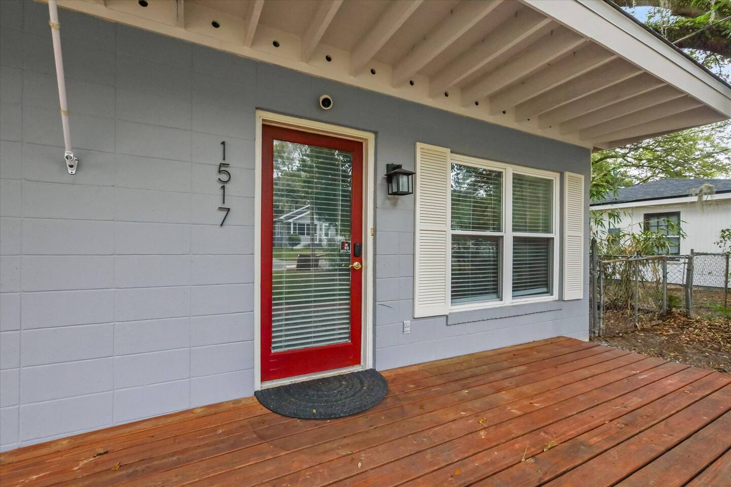 The Branches - Adorable 2 Bedroom Midtown Bungalow