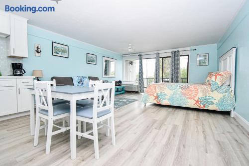 Mermaid Shores | Walk to Dock Street