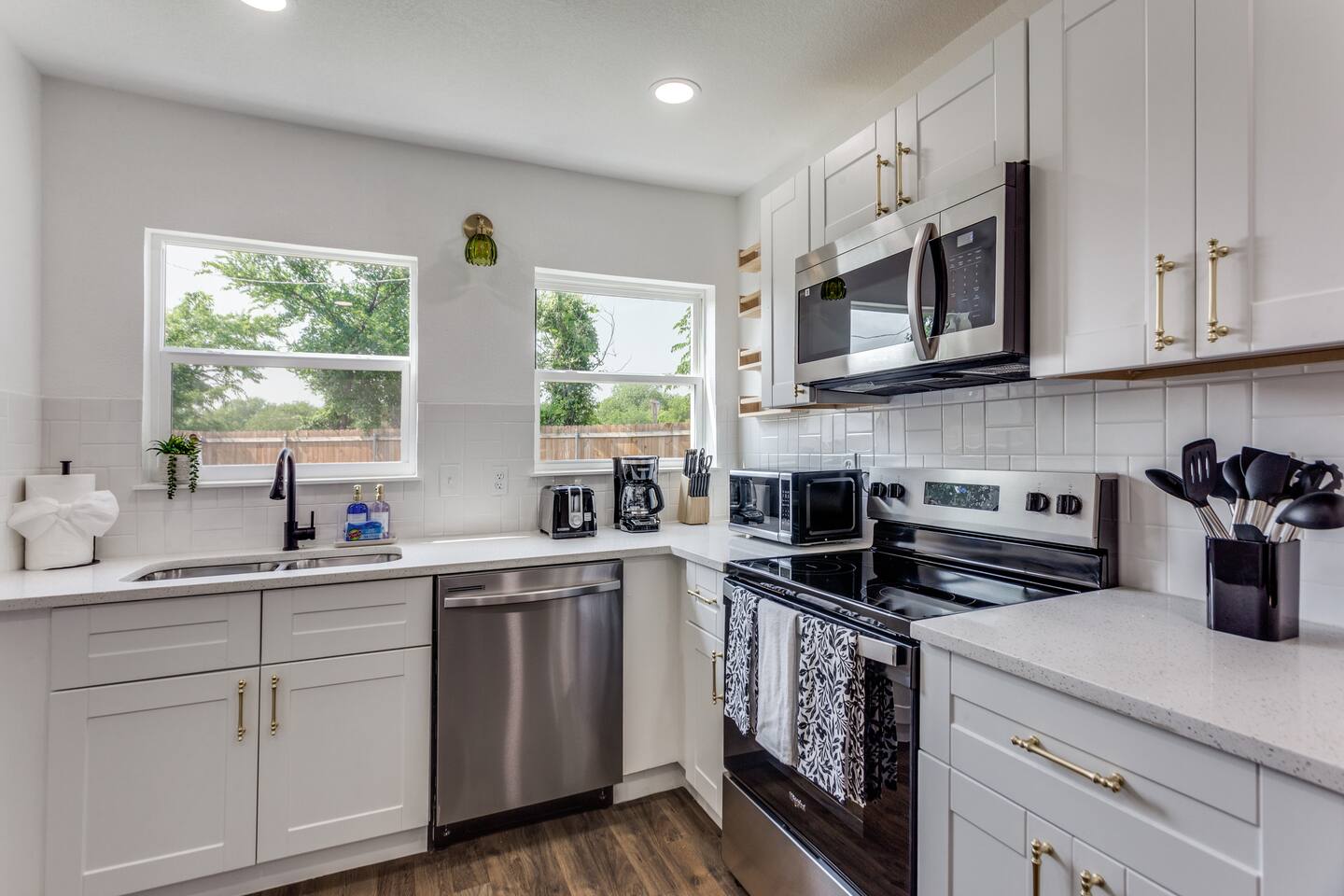 Near Dickies Arena | Mins to TCU & Downtown