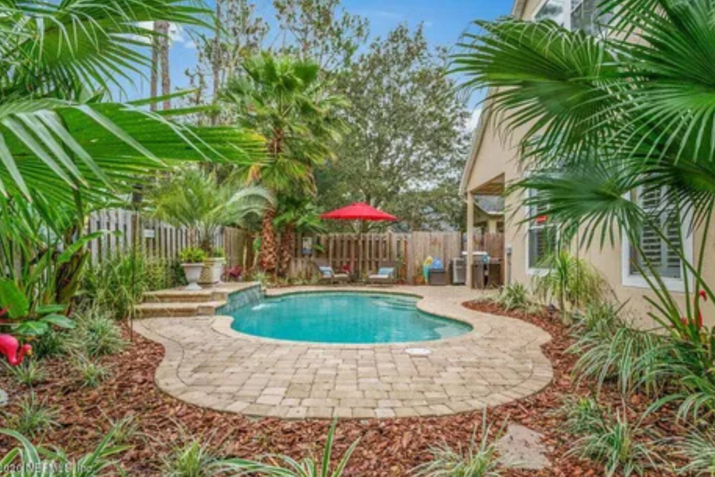Luxury Tropical Oasis • Close to Mayo and Beach