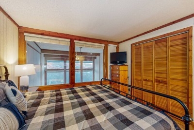 VIEWS! 3BR Condo on Sugar Mt at 4500ft -Glass Wall photo 8