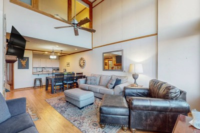 VIEWS! 3BR Condo on Sugar Mt at 4500ft -Glass Wall photo 2