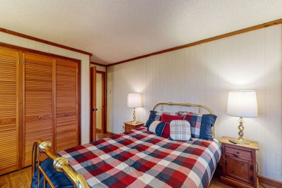 VIEWS! 3BR Condo on Sugar Mt at 4500ft -Glass Wall photo 11