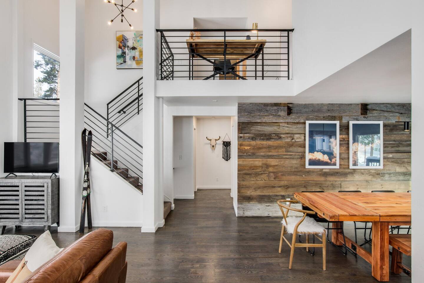 5 Kings+Bunk Room. Hot Tub. Winter Shuttle