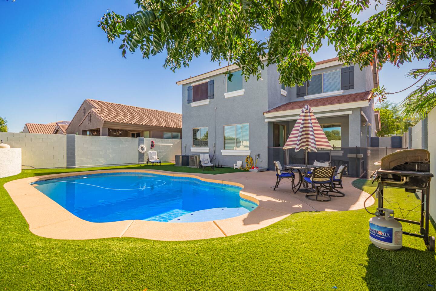 Blue Oasis! With a heated pool!