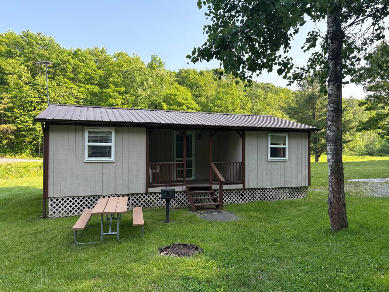 Pine & Paddle Cottage - Renovations coming!