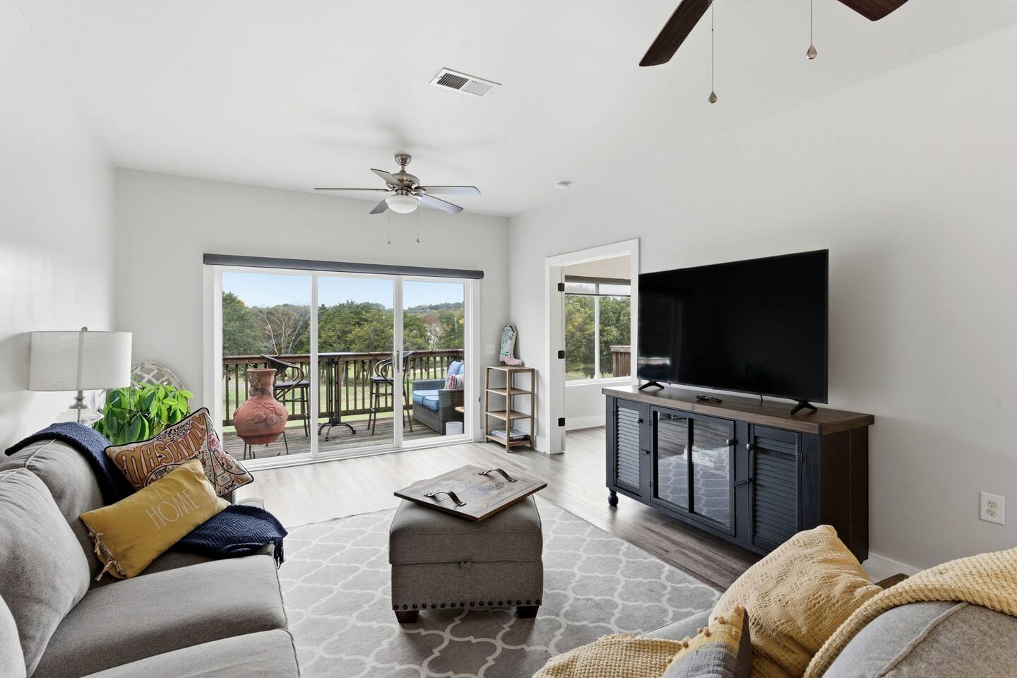 Gated, on Golf course, close to Percy Priest