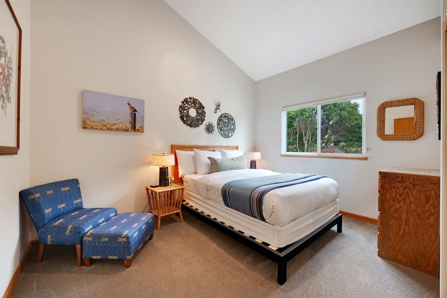 All the beds have 100% cotton sheets, plush bedding, and plenty of pillows for your comfort.