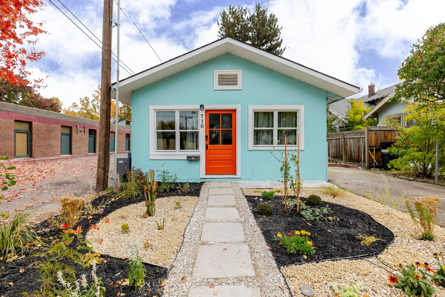 Sunny 15th Street Cottage – North End Boise