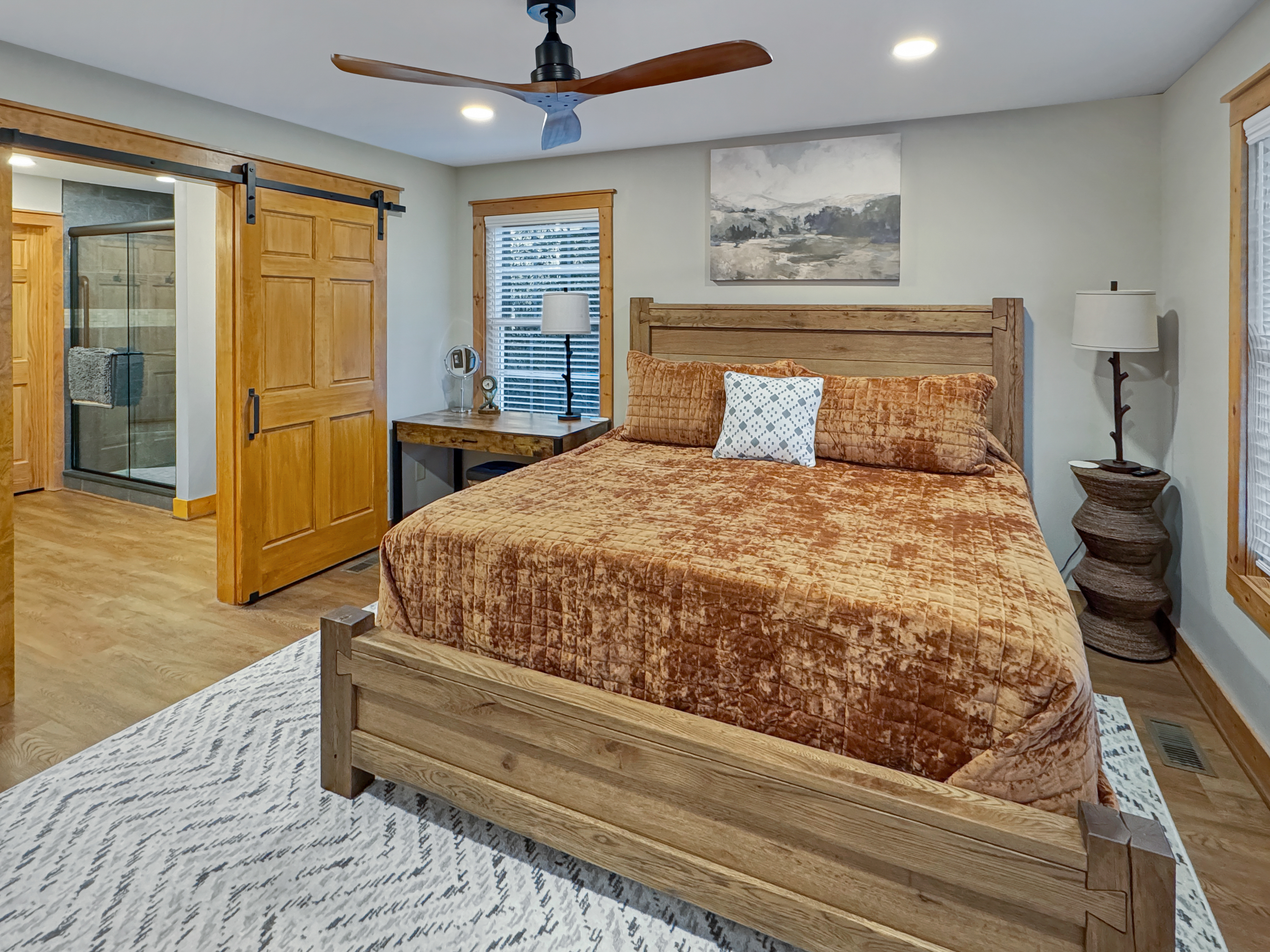 En-suite bedroom