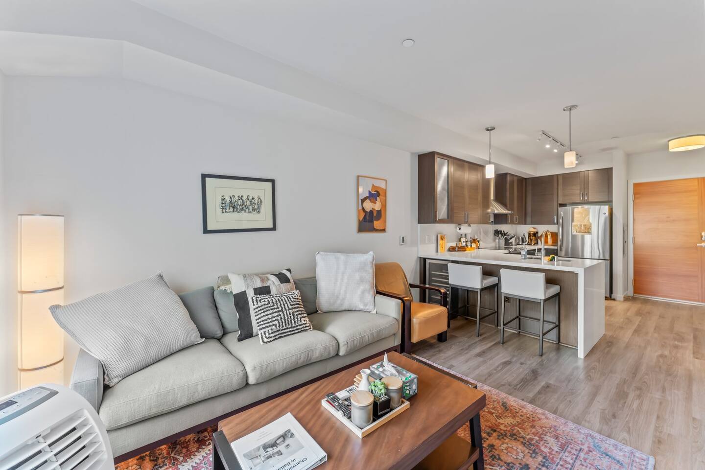 Charming Condo in Ballard