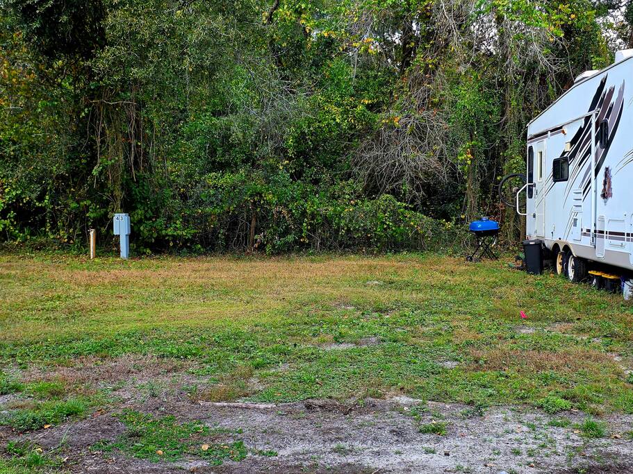 Full Hook-up RV Slot 3