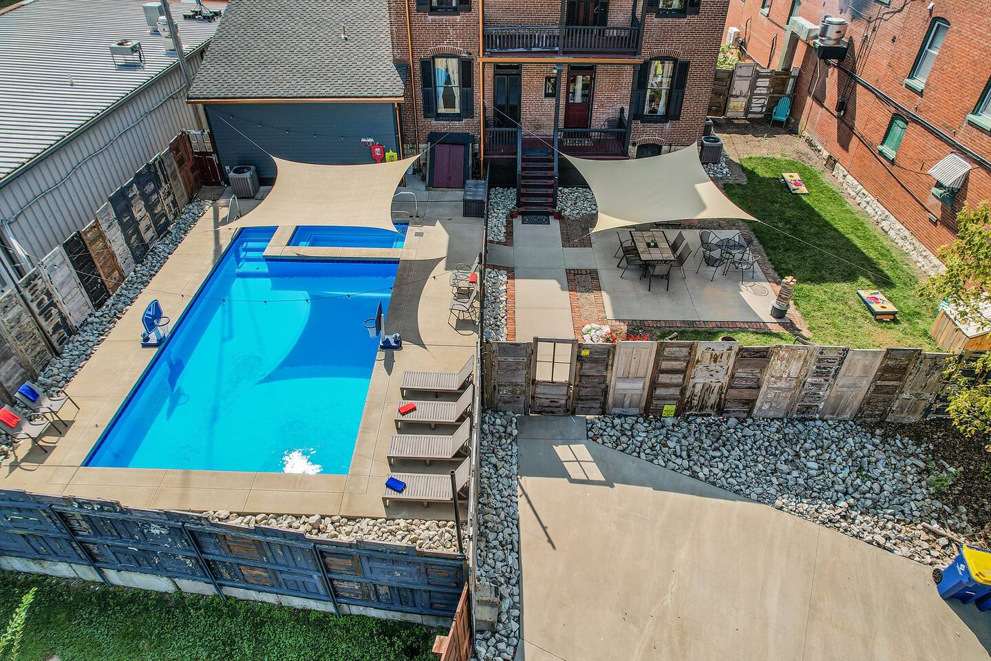 Third Floor Suite w/ Private Bath