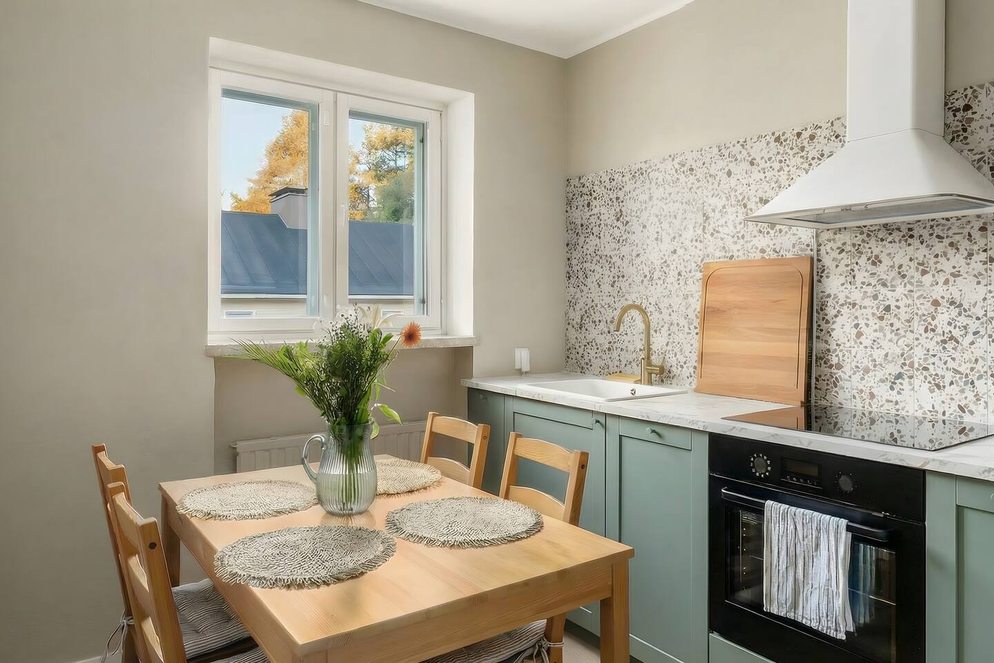 Arctic Bloom Retreat: 2BR w/ Parking