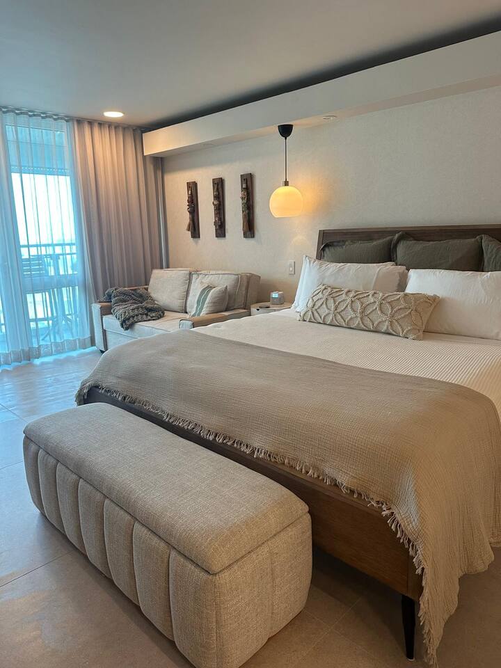 Ocean View | Beachfront 2B Studio in Isla Verde