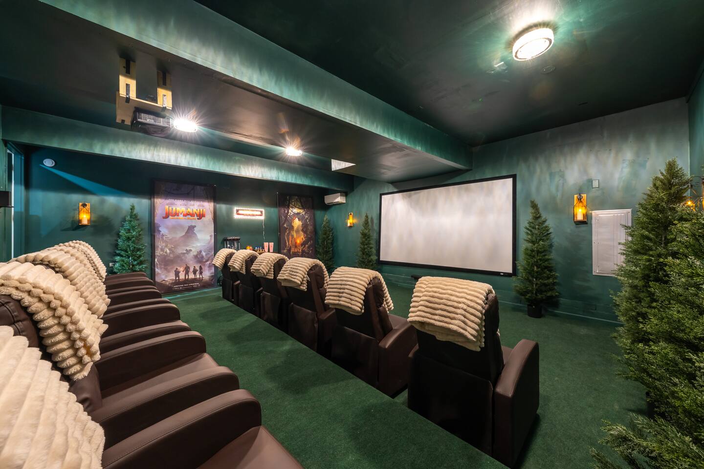 Forest Retreat - Full Spa/Theater/SpeakEasy/GMRM+