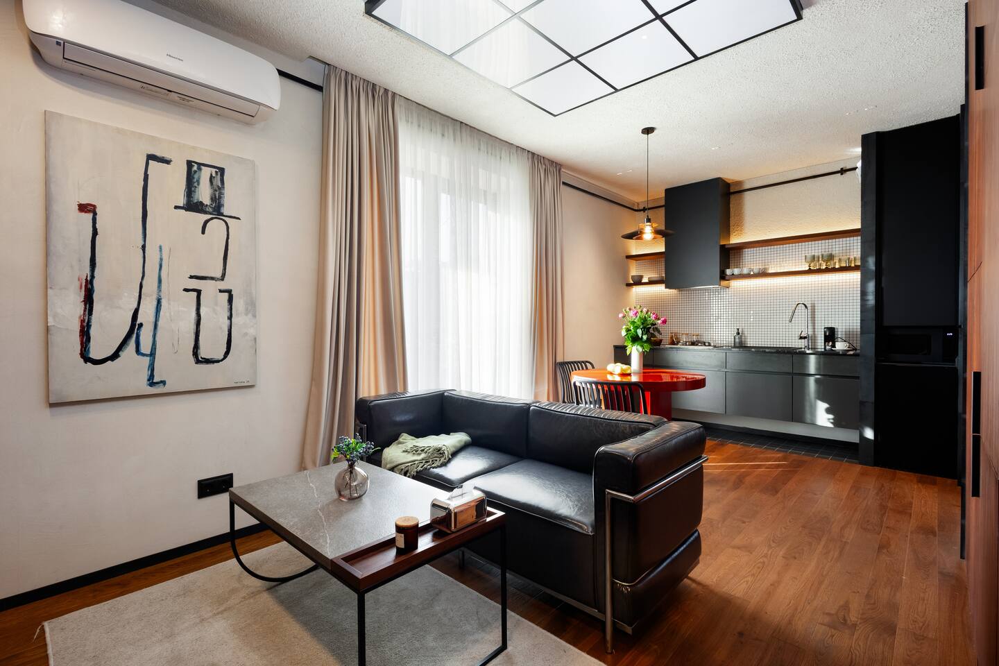 Classic Elegance With Modern Charm | Balcony