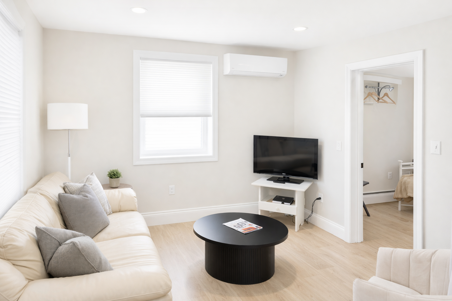 Cozy Private Suite | Near BTV Airport & UVM - Apartment