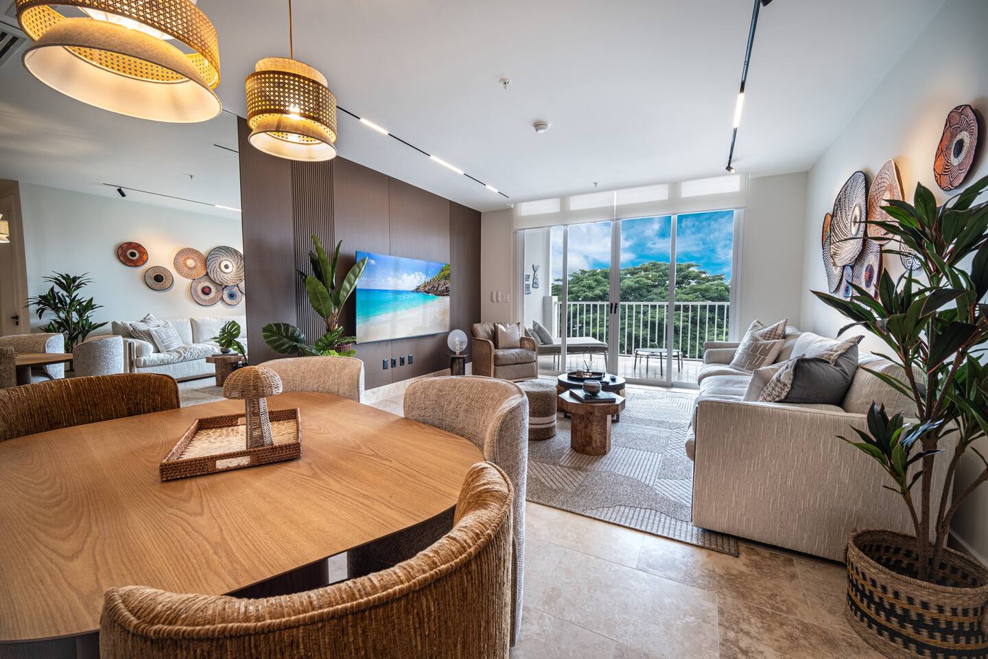 Marina Luxe Stay | Brand New & Breathtaking