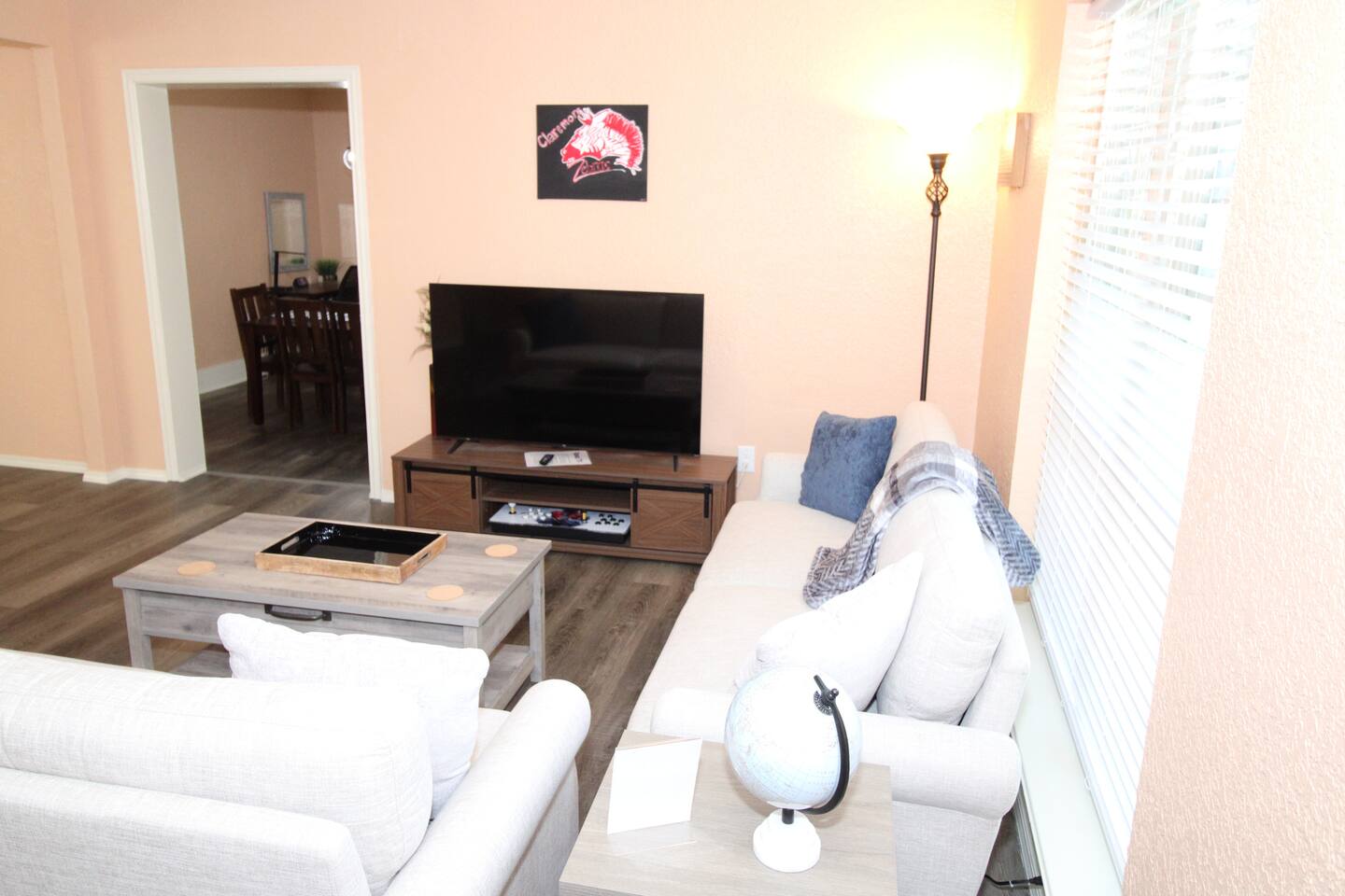 Claremore home | Remodeled | Pet Friendly