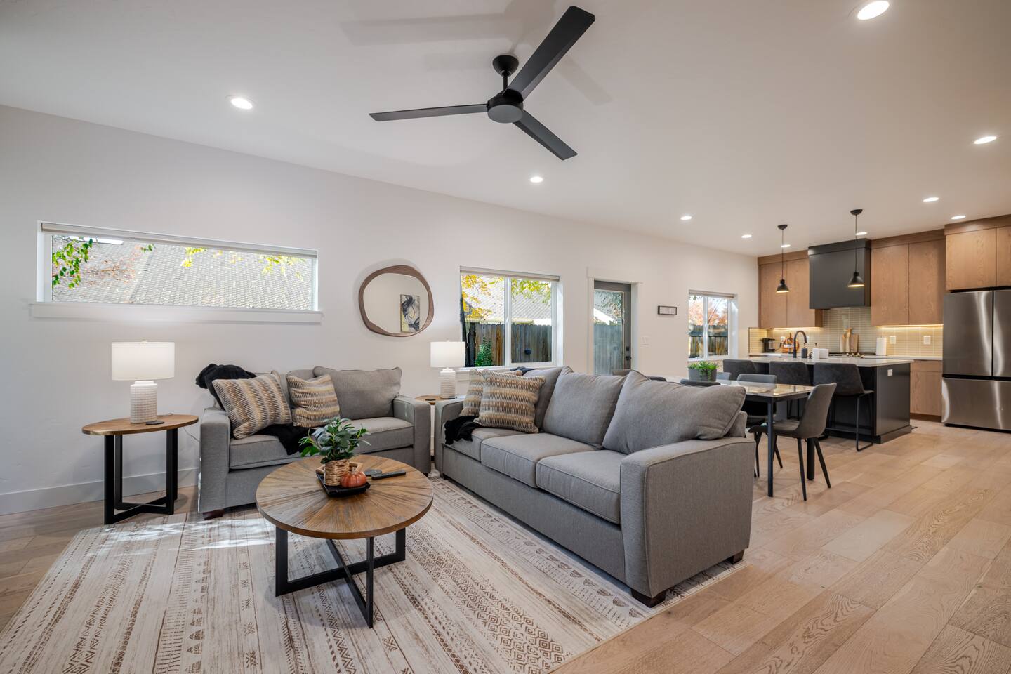 Stylish Family Retreat Near BSU, Downtown & Micron