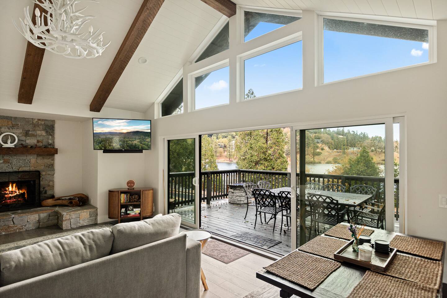 San Moritz Dr | Crestline