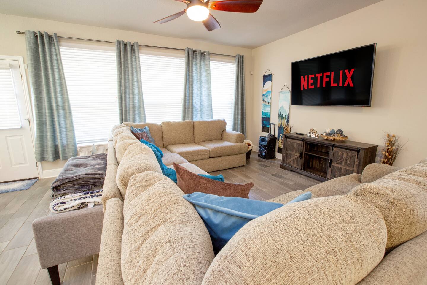 Family Spacious & Fun 2 mins to Shooting Complex