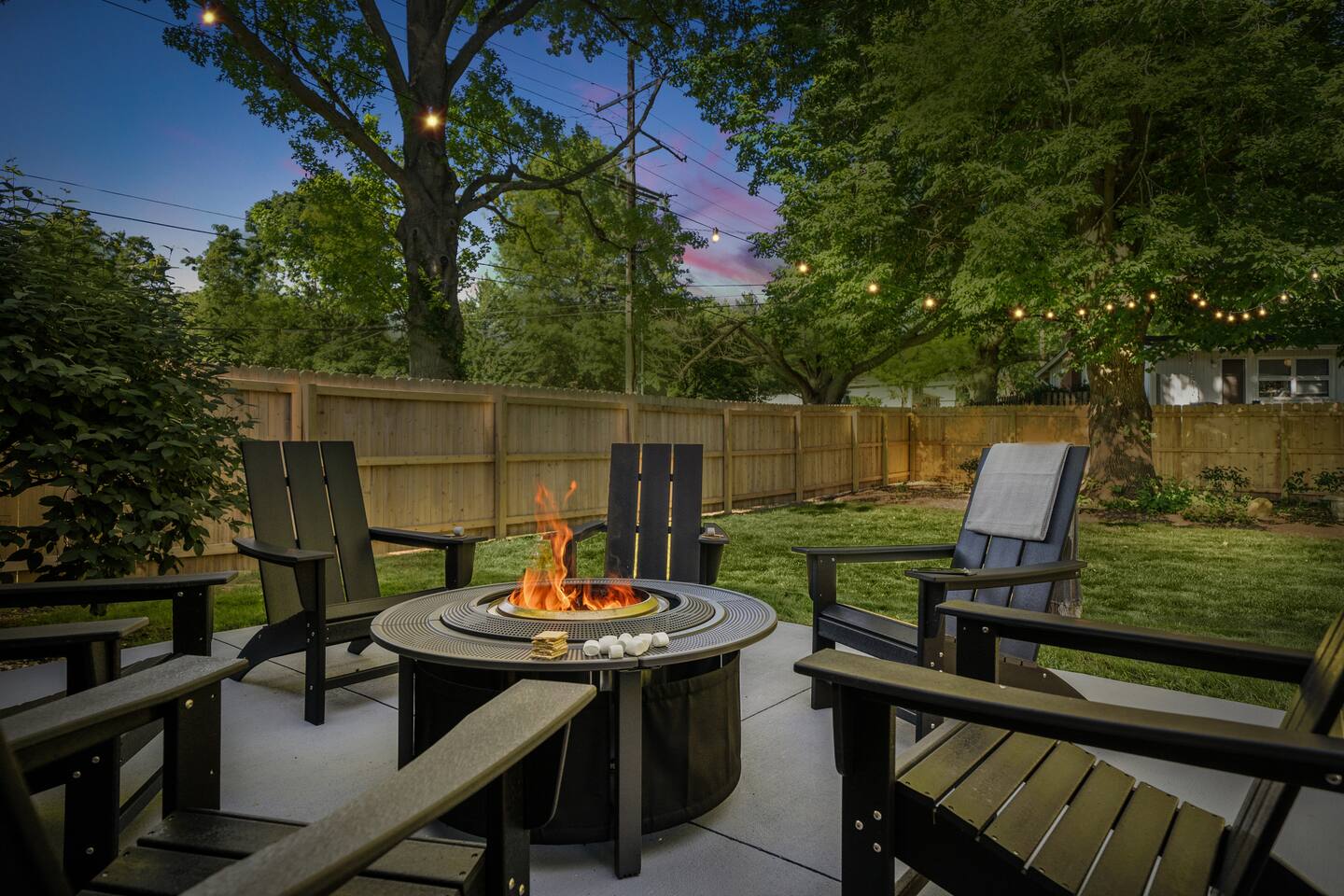 Sleeps 12! w/King Beds+Hottub+Gym+Theater