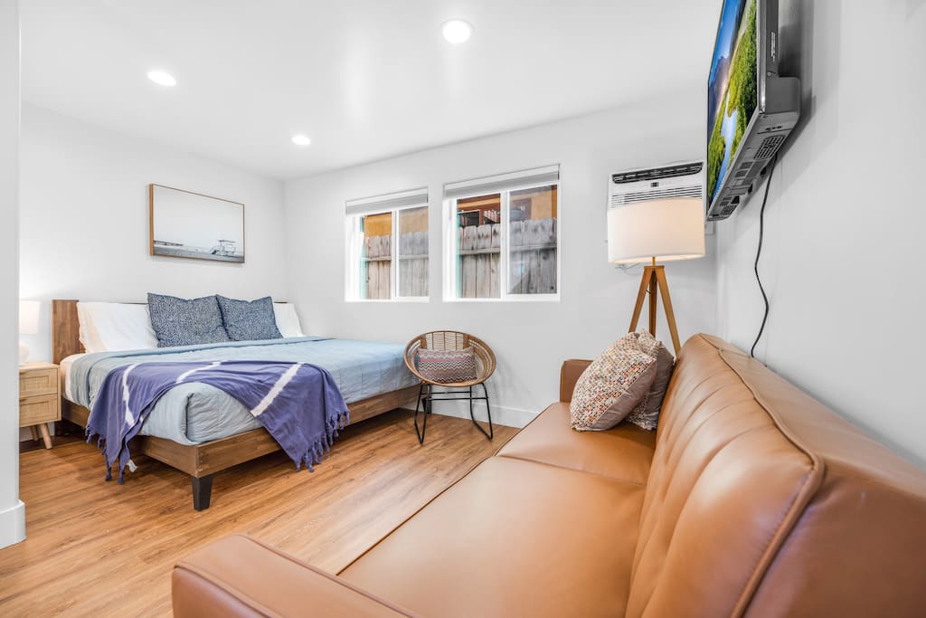 OB Surf Pad - Steps 2 Beach - Sleeps 2 - AC