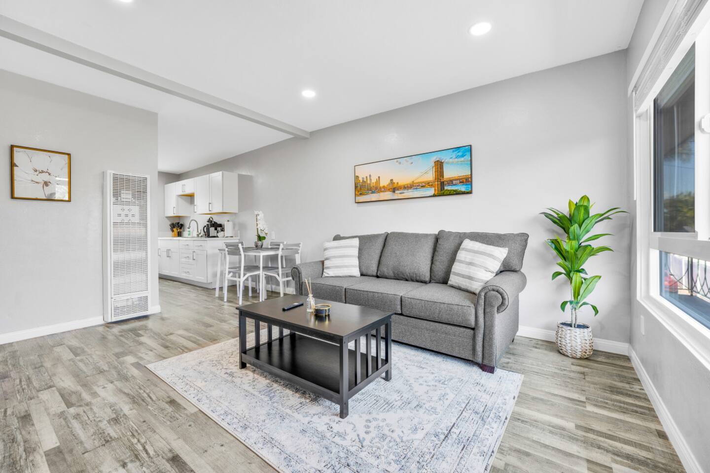 New Remodel w/ Parking - Walk to Bars and Shops