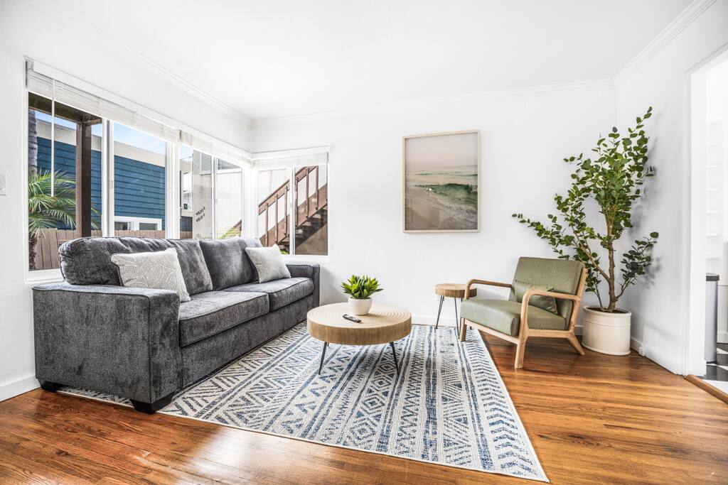 OB Fourplex - Steps 2 Beach - Sleeps 16 - 8 Cars